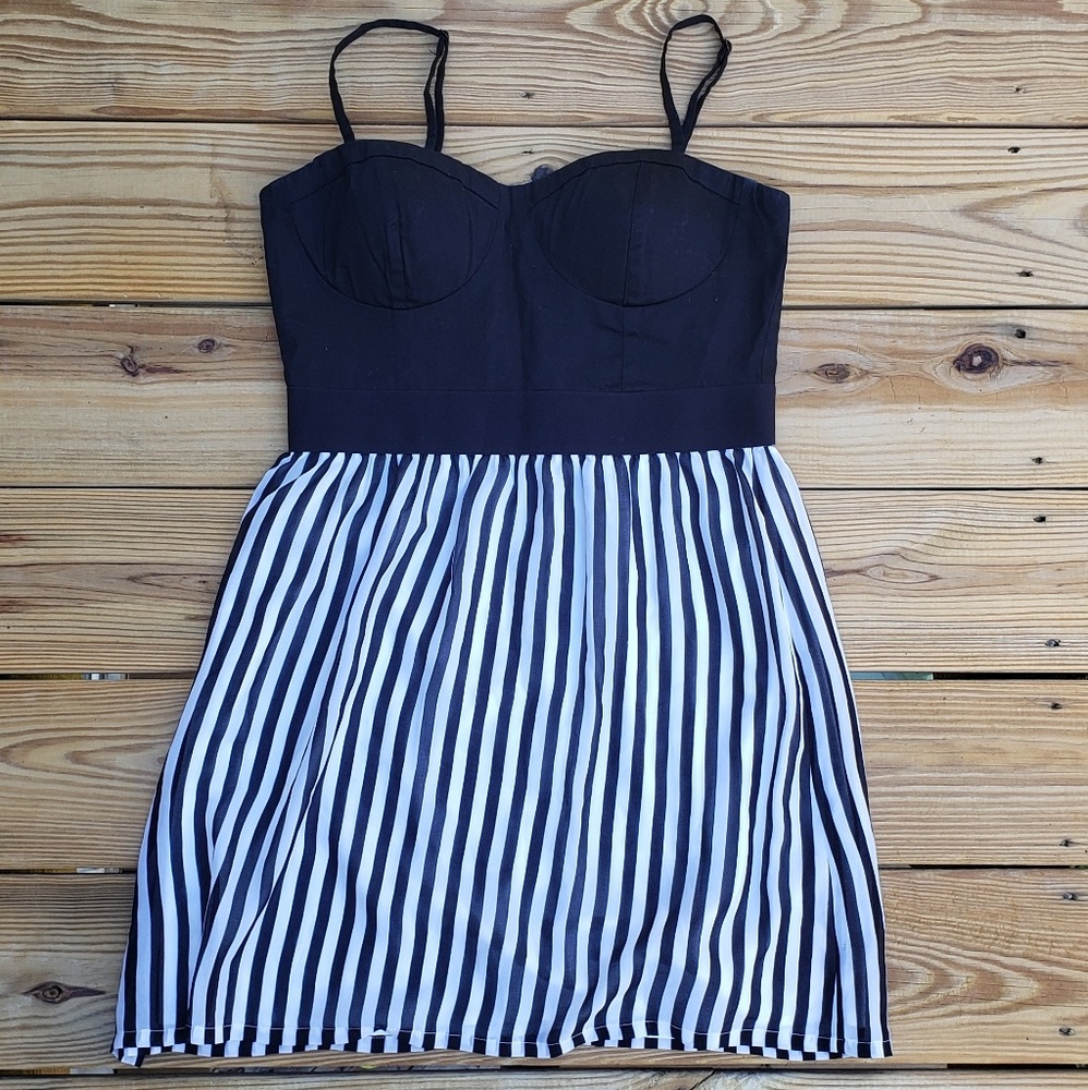Guess Black and white Striped Dress